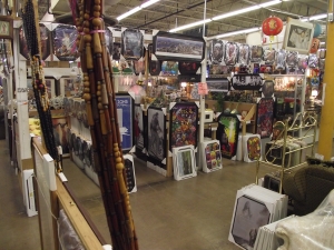 Unique Collectibles Flint MI - Dixieland Flea Market - Gabe-General-1