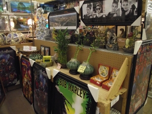 Unique Collectibles Detroit MI - Dixieland Flea Market - Gabe-Signs-Bamboo